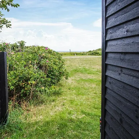 2 Bedroom Cozy In بيت للعطل *