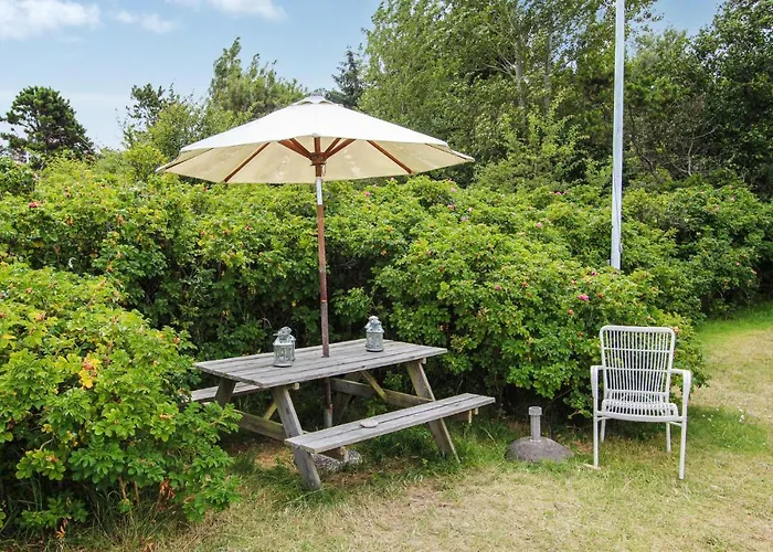 2 Bedroom Cozy In * Samsø